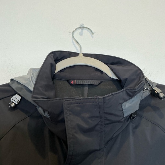 Pajar Canada Rain Coat with Hood Thumbhole Packable Water Resistant in Black - Picture 4 of 14